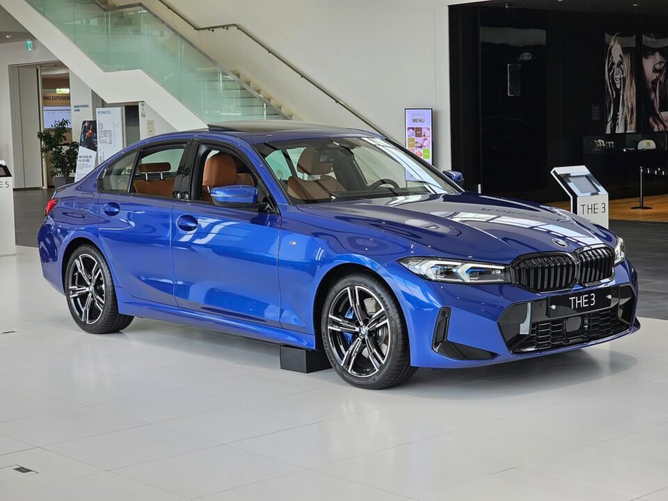 BMW 320i M Sport 2023, foto 1