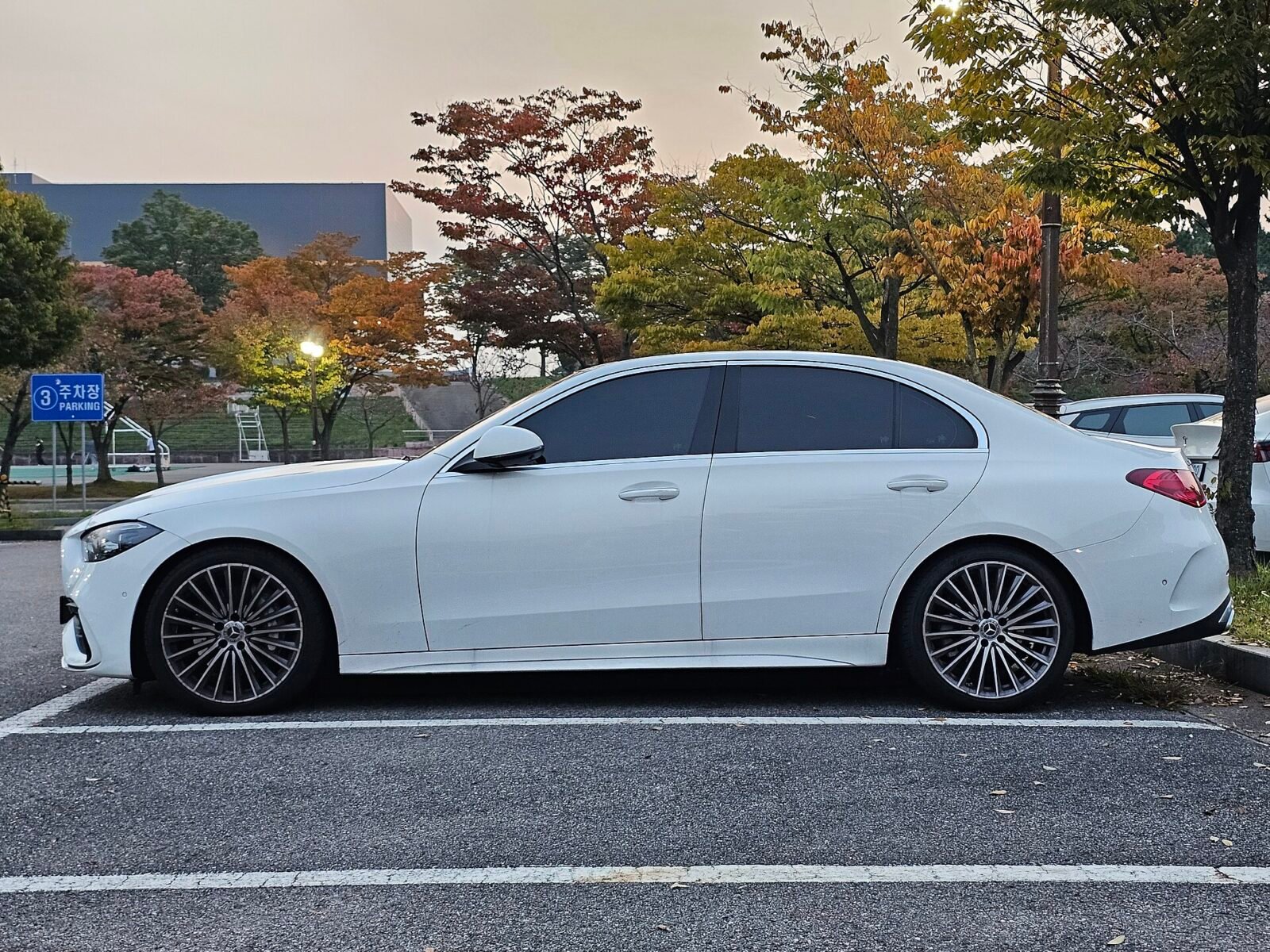 Mercedes-Benz C 300 AMG Line 2022, foto 3