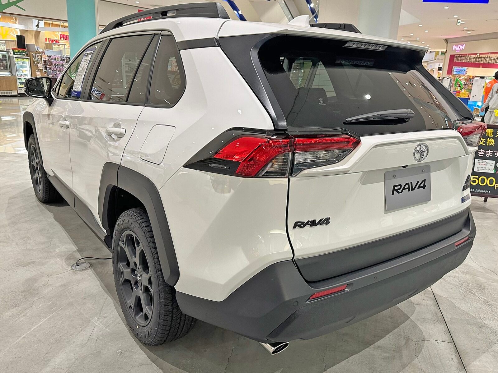 Toyota RAV4 SX Hybrid 2.5 2022, foto 2